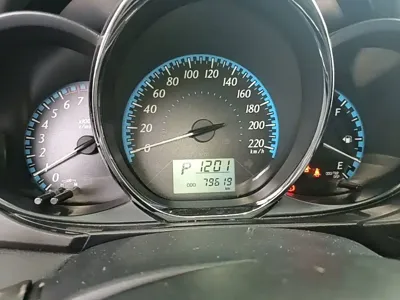 Toyota Yaris L