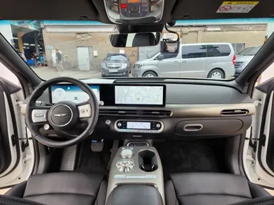 Genesis GV60