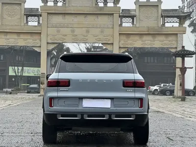 Geely ICON