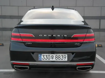 Genesis G90