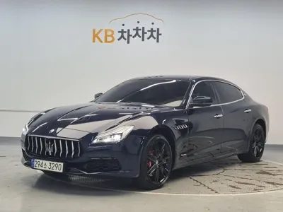Maserati Quattroporte