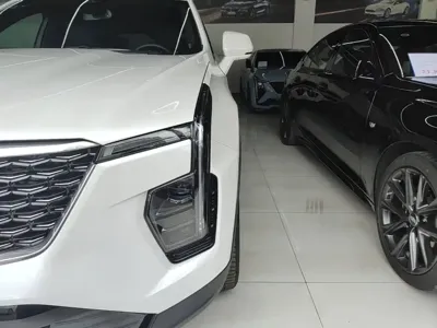 Cadillac XT4