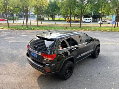 Jeep Grand Cherokee (Import)