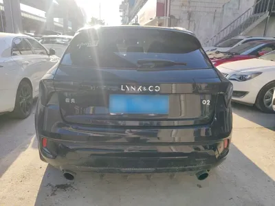 Lynk & Co 02
