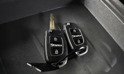 Hyundai Starex