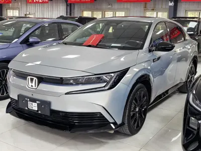 Honda e:NP2