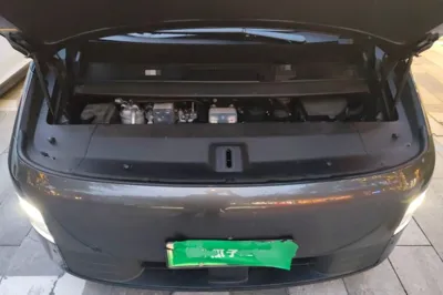 Li Auto MEGA