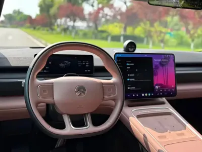 Nio EC6