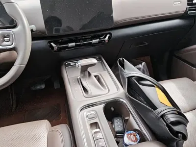 Wuling Xingguang 560