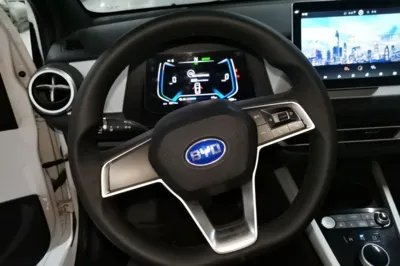 BYD e1