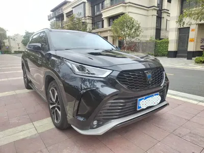 Toyota Crown Kluger