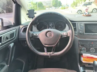 Volkswagen Golf Sportsvan
