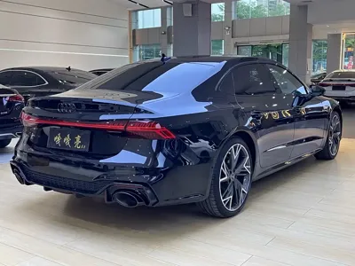 Audi A7L