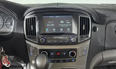 Hyundai Starex