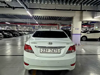 Hyundai Accent