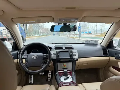 Toyota Reiz