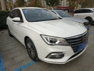 Roewe i5