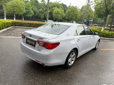 Toyota Reiz