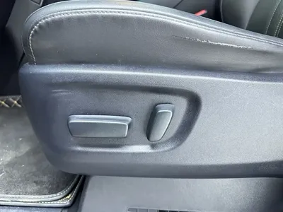 Lexus LM