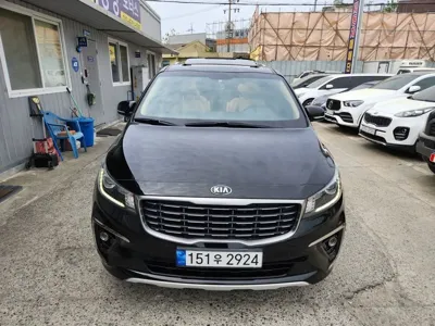 Kia Canival