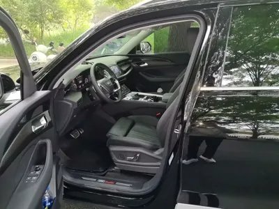 Audi Q6