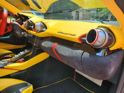 Ferrari 812