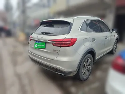Hongqi HS5