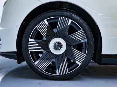 Rolls-Royce Spectre