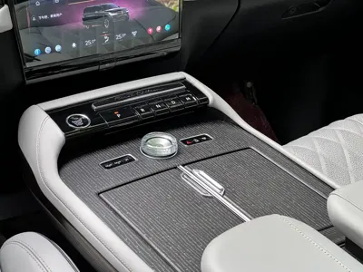 Lincoln Navigator
