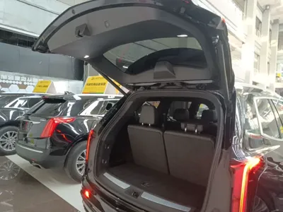 Cadillac XT6