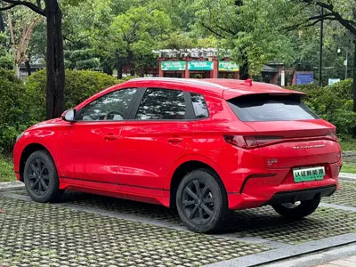 BYD e2