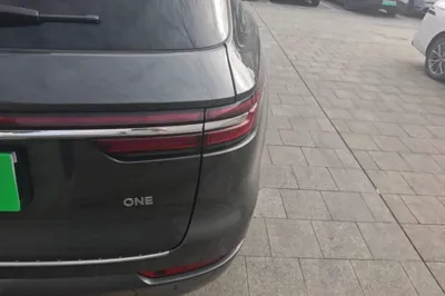 Li Auto ONE