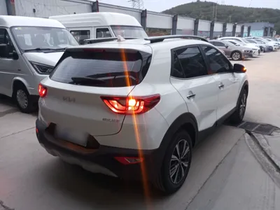 Kia kx1 Stonic