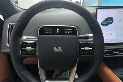 Li Auto L9