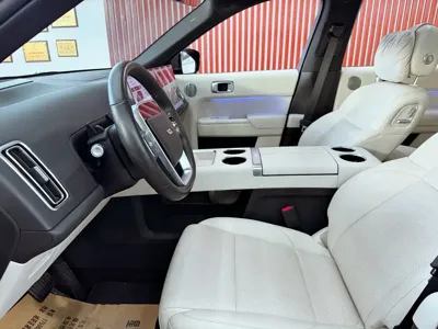 Li Auto Li L8