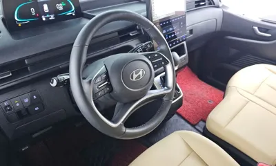 Hyundai Staria