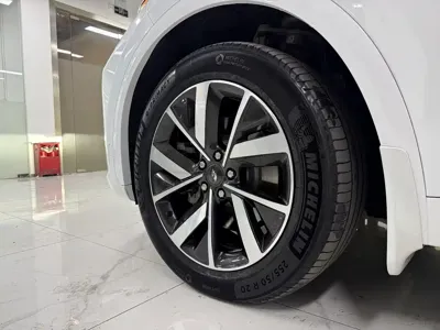 Li Auto Li L7