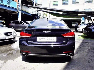 Hyundai Genesis