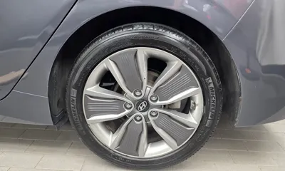 Hyundai Ioniq