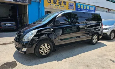 Hyundai Starex
