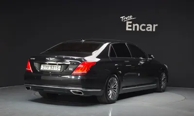Genesis EQ900