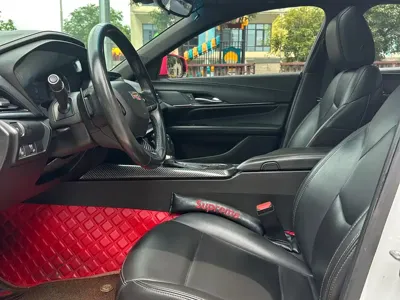 Cadillac CT4