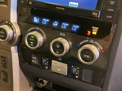 Toyota Sequoia