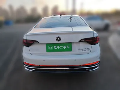 Volkswagen Sagitar