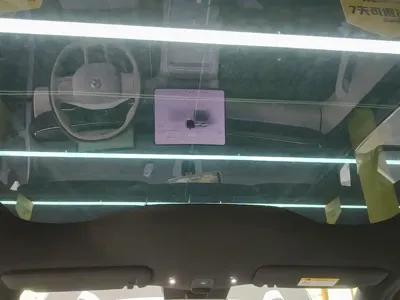 Nio EC6