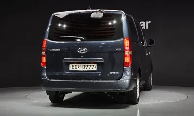Hyundai Starex