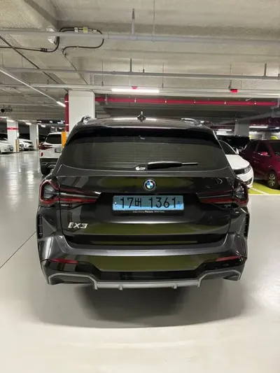 BMW iX3