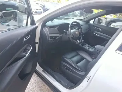 Cadillac XT4