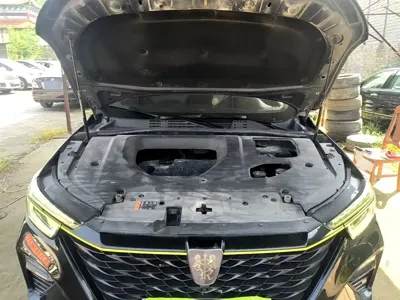 Roewe RX5