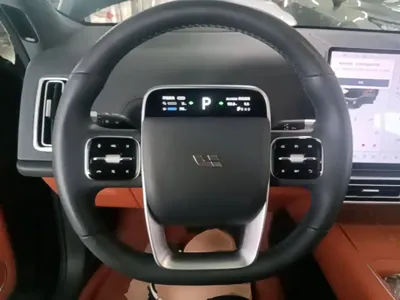 Li Auto Li L8